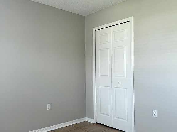 5th image of 2044 Corner Meadow Cir