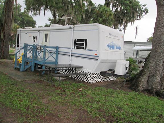 4th image of 11 Harbor Oaks Dr #2
