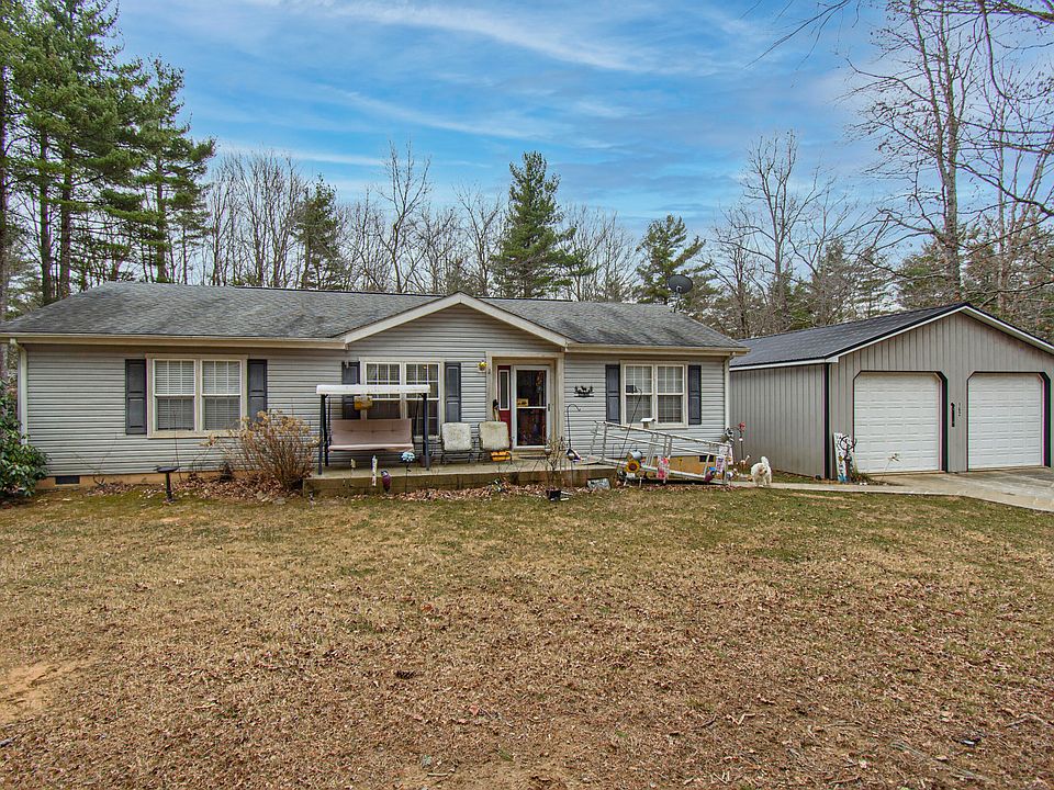 1st image of 162 Mountain Laurel Way NE