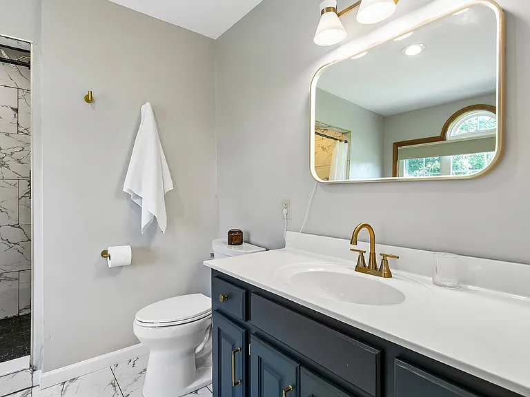 7976 Laura Ann Ln — Photo 24