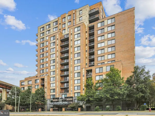 2451 Midtown Ave APT 1618, Alexandria, VA 22303