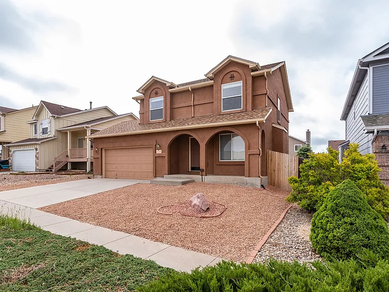4815 Tory Ridge Dr — Photo 2
