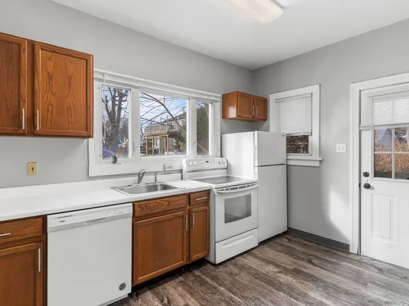 2726 Mesta St Floor 1, Bethel Park, PA 15102