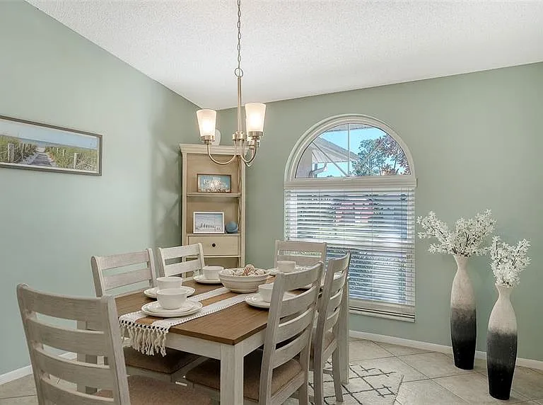 2246 Cork Oak St W — Photo 8