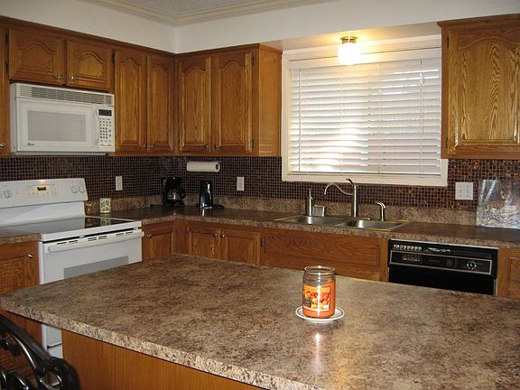 4th image of 1764 Maywood Ct