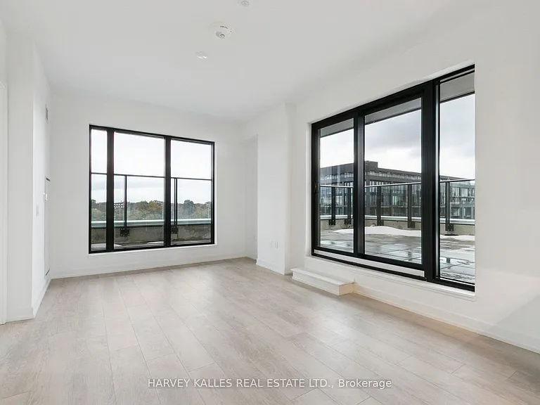 801 The Queensway #706 — Photo 1