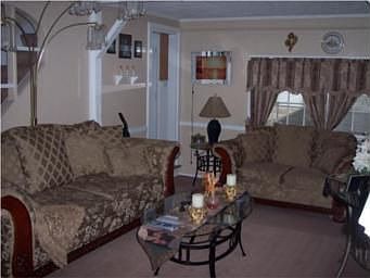 4th image of 4420 Garfield Ave