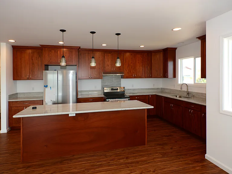 1182 Palekaiko St — Photo 3