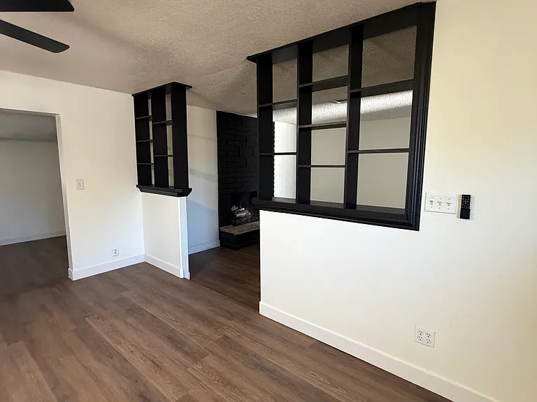 113 Woodley St — Photo 8