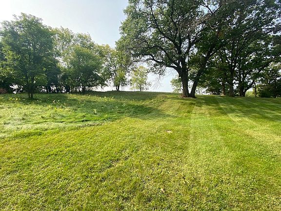 3rd image of 8370 County Road 40 NE