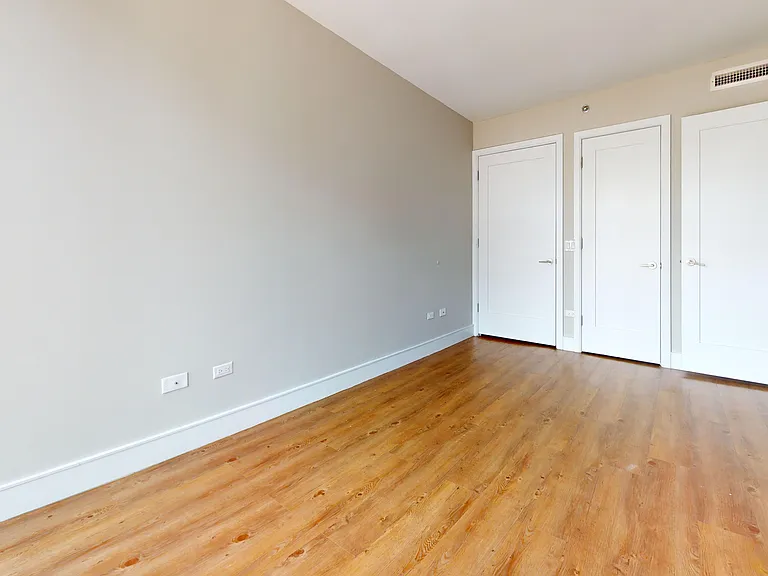 237 E 34th St #1404 — Photo 12