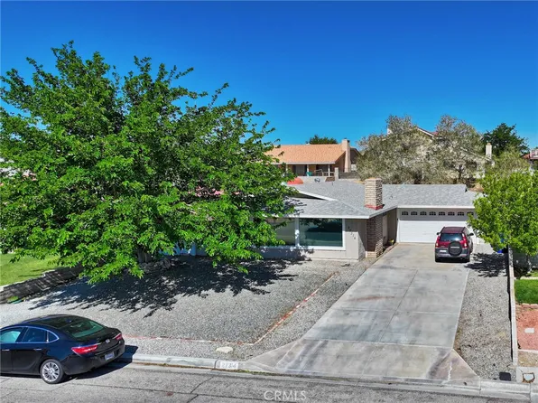 27314 Outrigger Ln, Helendale, CA 92342