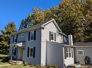 2076 Mount Torrey Rd, Lyndhurst, VA 22952