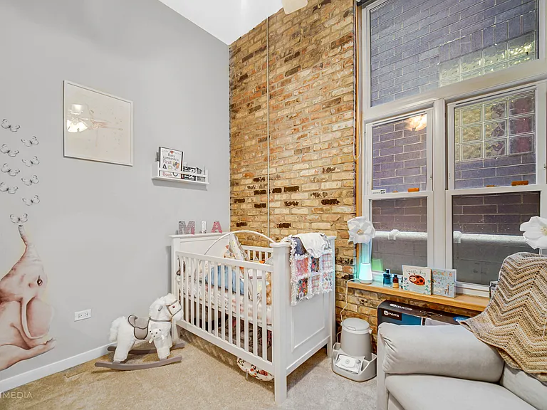 1454 W Fullerton Ave #2 — Photo 15