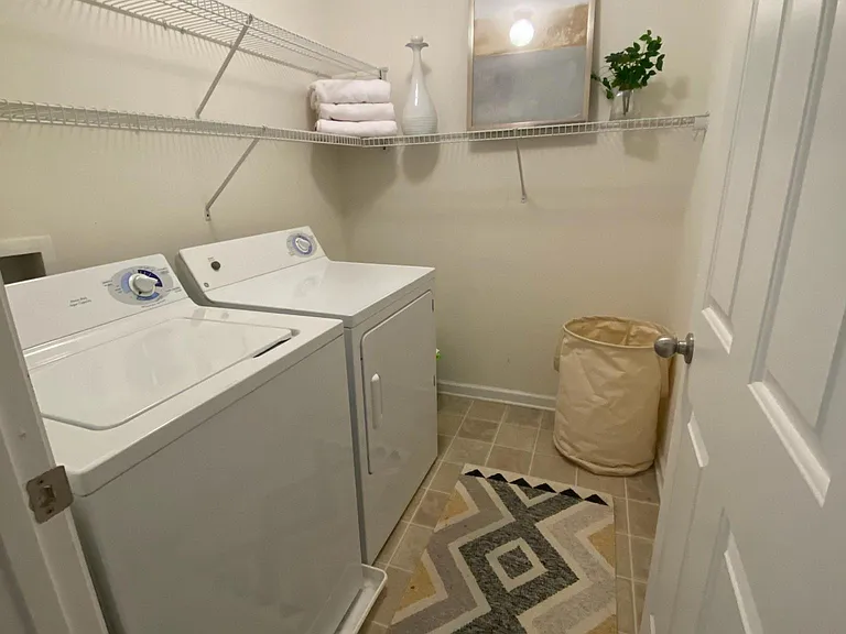 5302 Sherwood Way — Photo 24