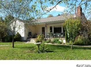 58 Old Asbury Rd, Candler, NC 28715