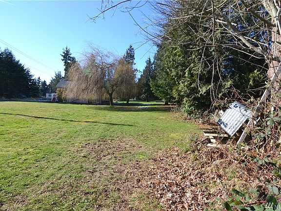 2nd image of 1625 180th Pl SW