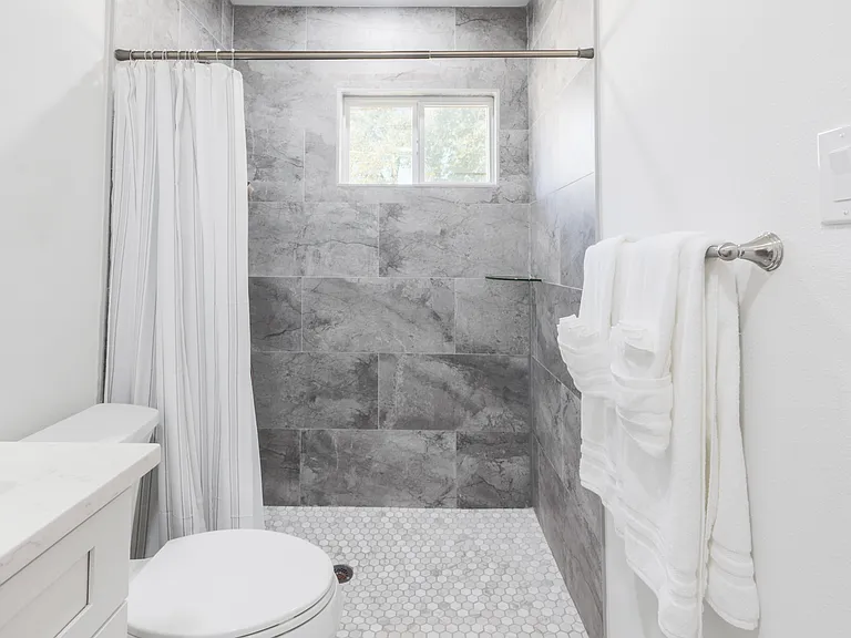 808 Floradale Dr — Photo 16
