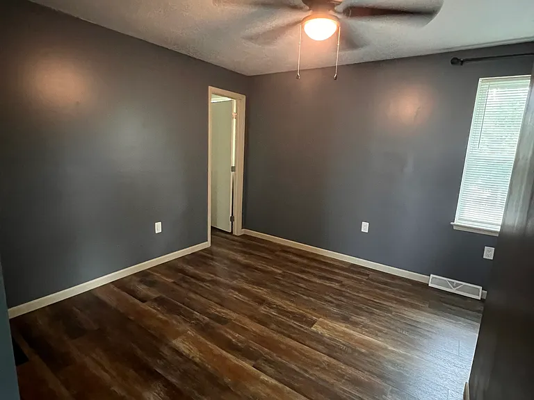 15 Derby Ln — Photo 10
