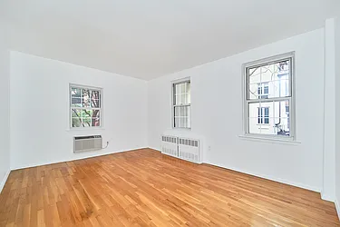 Rented by Living New York