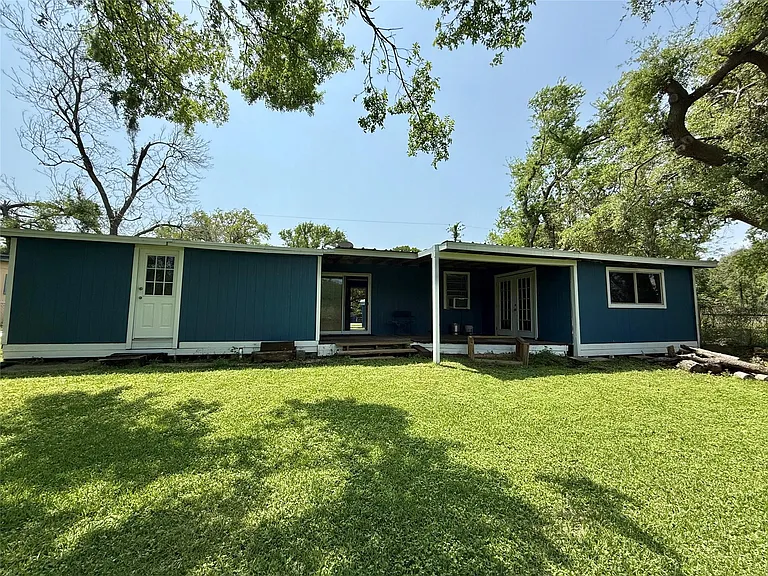 2434 Shady Creek Ln — Photo 14