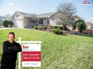 9230 W Willow Ln, Mokena, IL 60448