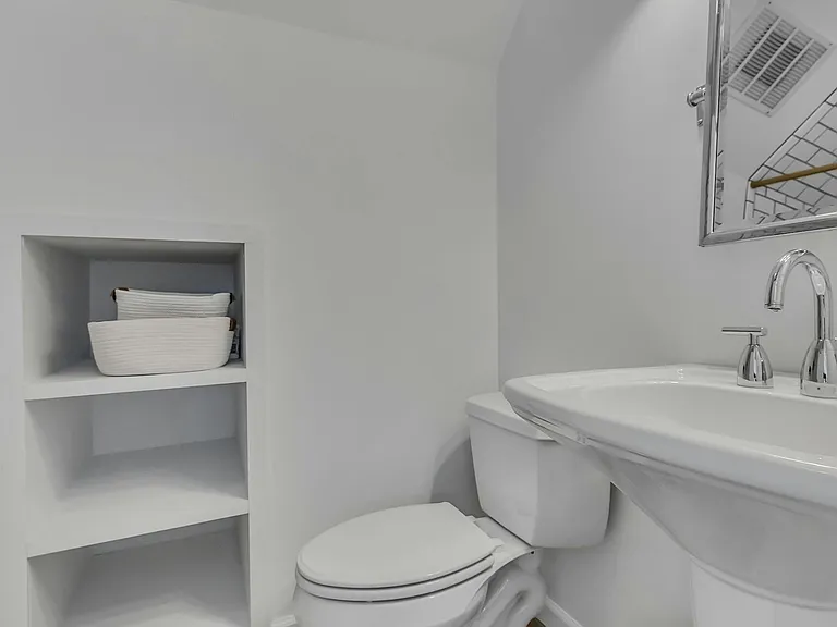 6 Nidzyn Ave — Photo 22