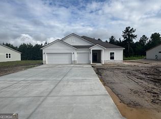 240 Park View Ln, Kingsland, GA 31548