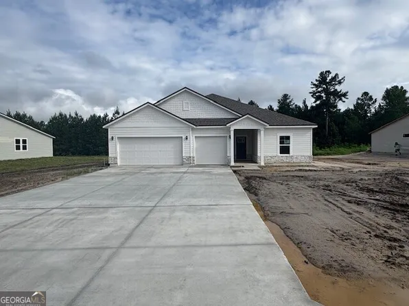 205 Shoal Shores Dr, Kingsland, GA 31548