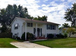 6 Penfield Dr, Newark, DE 19713