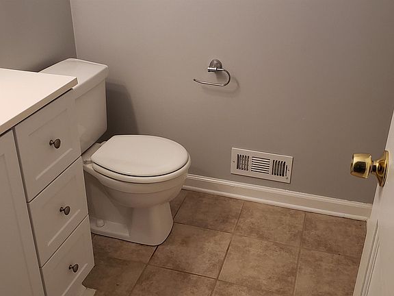 4th image of 760 Indian Lake Dr