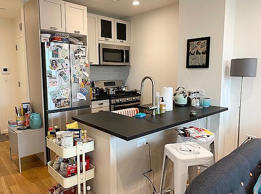 2nd image of 976 Fulton St APT 5C