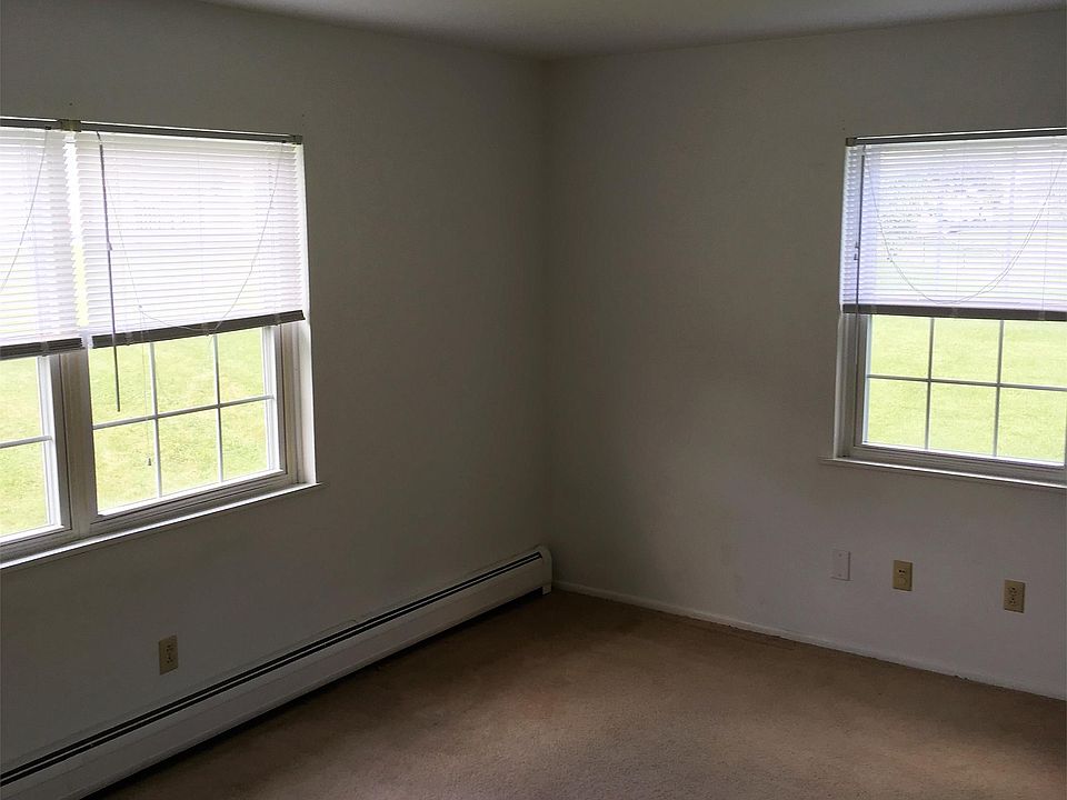 1st image of 190 Parrish St APT 42