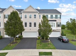 5 Truman Cir, Mc Kees Rocks, PA 15136