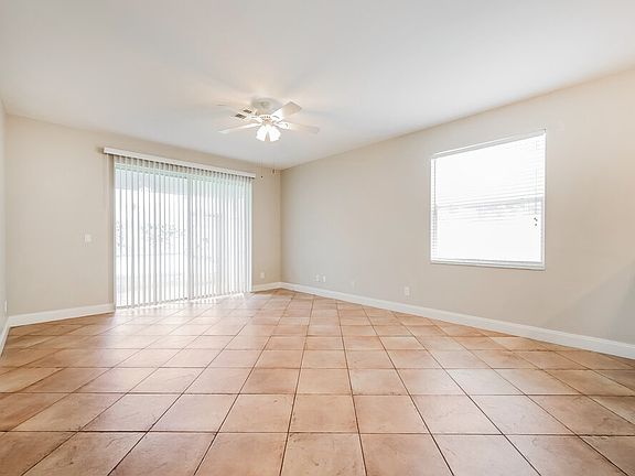 5th image of 11328 Lakeland Cir