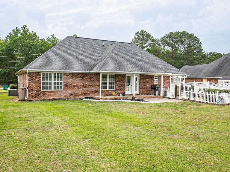 1830 Barnwell Dr — Photo 19