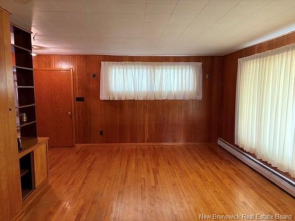5th image of 1285 Saint Peter Ave
