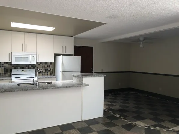8308 Regents Rd, San Diego, CA 92122