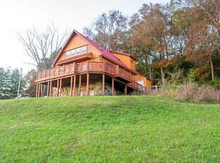 537 Watt Nolen Rd, Cottontown, TN 37048