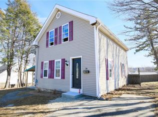 36 Adelaide Ave, Warwick, RI 02886