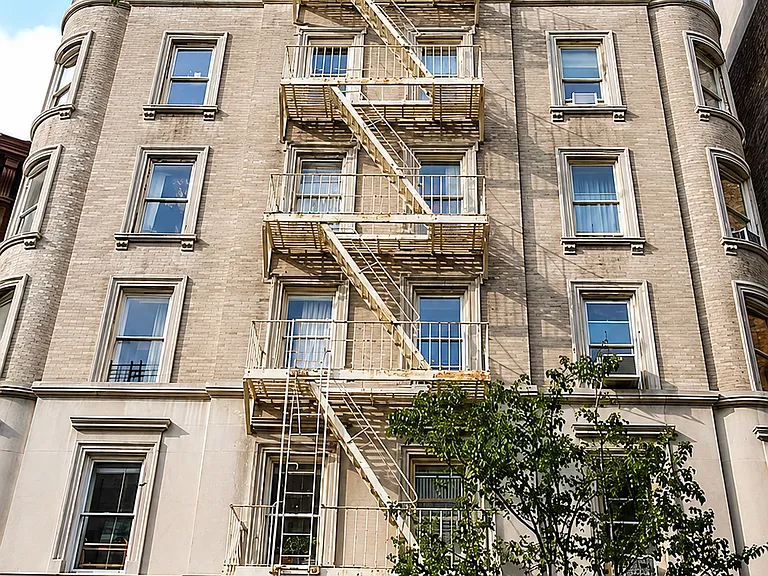 3 W 122nd St #4B — Photo 10