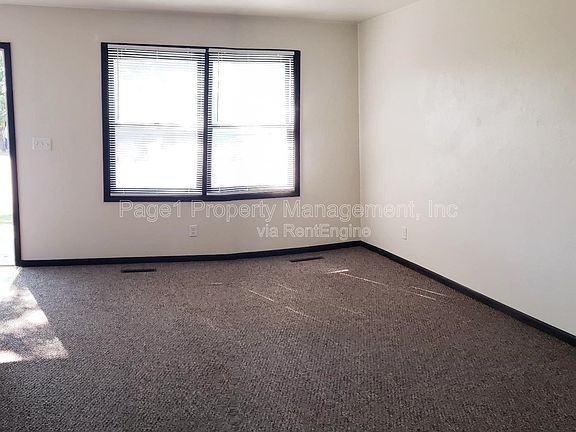 4th image of 2918 Grinnell Ct #13