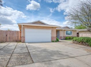2882 Adler Ave, Clovis, CA 93612