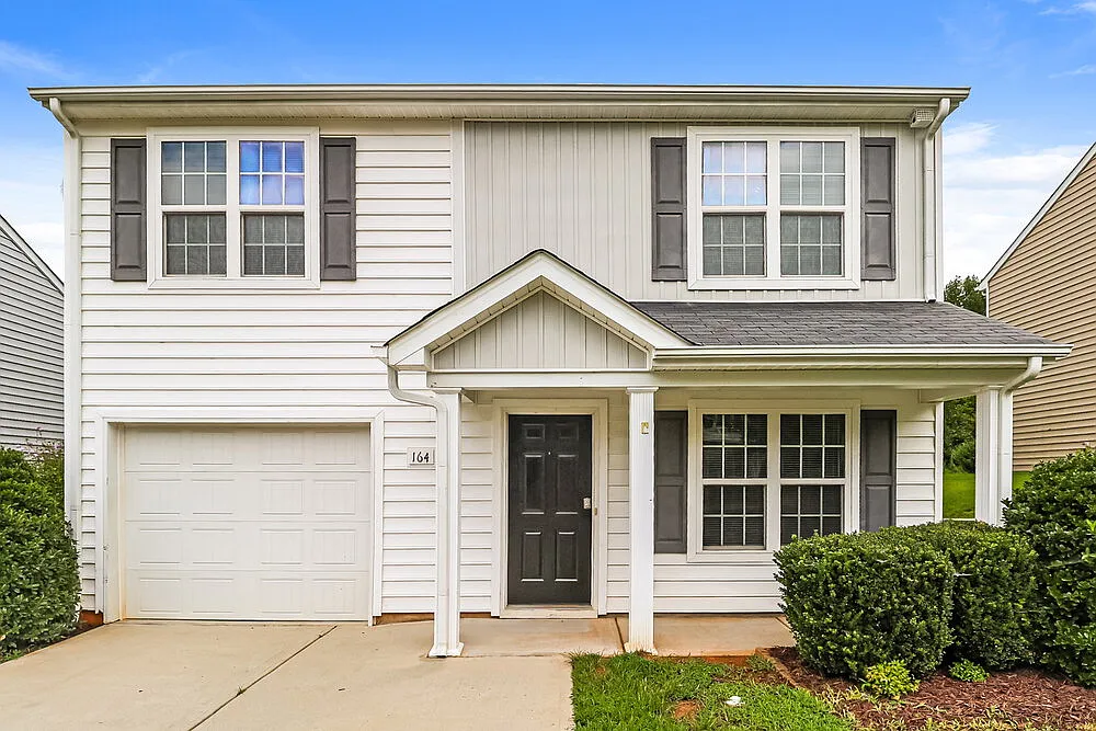 4 bed, 2.5 bath, 2030 sqft, $2,145 — Photo 1