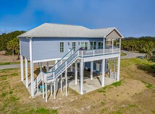 49 Harbour Point Dr, Crawfordville, FL 32327