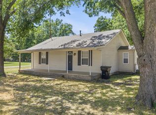 407 S Texas St, Elmore City, OK 73433