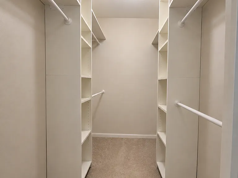 116 Wallace Ct — Photo 12