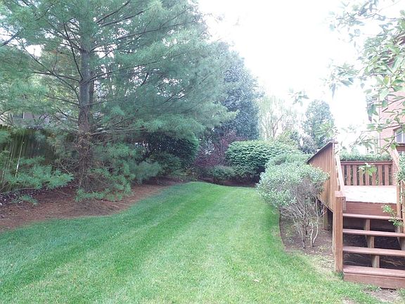 3rd image of 2225 Barrington Ln