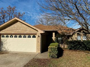 208 Patterson St, Copperas Cove, TX 76522