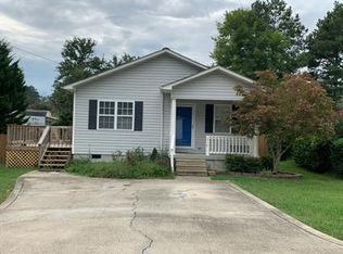316 W Peachtree St, Chatsworth, GA 30705